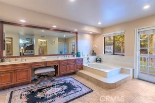 Single Family Residence, 25641 Rapid Falls rd, Laguna Hills, CA 92653 - 41