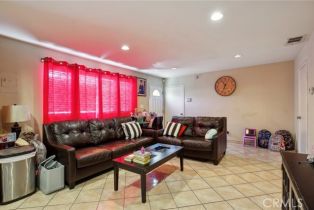 Single Family Residence, 2045 Cameron st, Long Beach, CA 90810 - 4