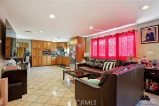 Single Family Residence, 2045 Cameron st, Long Beach, CA 90810 - 5