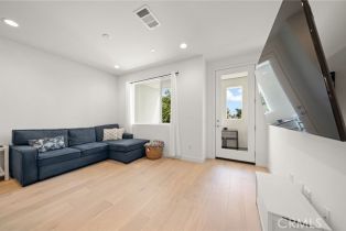 Condominium, 22 Sunset st, Long Beach, CA 90805 - 11