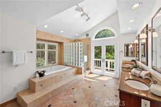 Single Family Residence, 25122 Black Horse ln, Laguna Hills, CA 92653 - 18