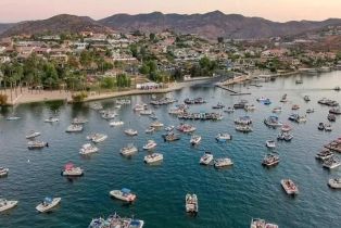 , 29859 Mayflower, Canyon Lake, CA 92587 - 8