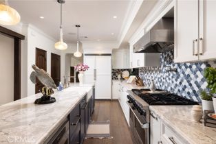 Single Family Residence, 302 3rd st, Huntington Beach, CA 92648 - 10