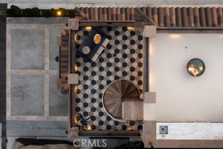 Single Family Residence, 302 3rd st, Huntington Beach, CA 92648 - 47