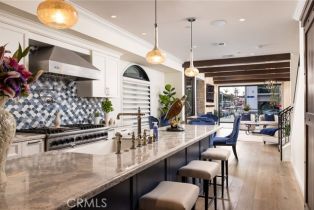 Single Family Residence, 302 3rd st, Huntington Beach, CA 92648 - 9