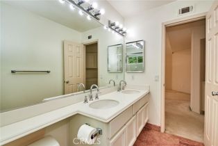 Single Family Residence, 26821 Moore Oaks rd, Laguna Hills, CA 92653 - 55