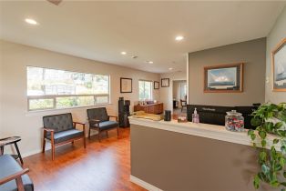 Single Family Residence, 140 Hawthorne st, Fallbrook, CA 92028 - 5