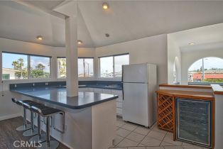 Single Family Residence, 6711 Seashore dr, Newport Beach, CA 92663 - 10