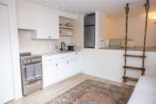 , 160 Avenida Florencia, San Clemente, CA 92672 - 2