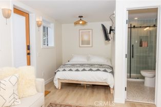 , 160 Avenida Florencia, San Clemente, CA 92672 - 5