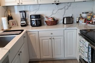 Condominium, 711 Pacific Coast hwy, Huntington Beach, CA 92648 - 7