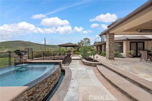 Single Family Residence, 27561 Silver Creek dr, San Juan Capistrano, CA 92675 - 27