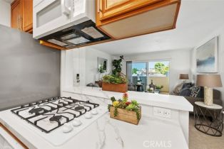 Condominium, 4501 Cedros ave, Sherman Oaks, CA 91403 - 10