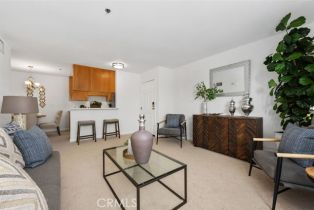 Condominium, 4501 Cedros ave, Sherman Oaks, CA 91403 - 2