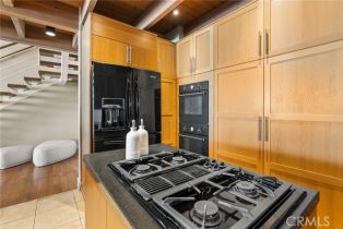 Single Family Residence, 7008 Oceanfront, Newport Beach, CA 92663 - 14