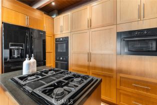 Single Family Residence, 7008 Oceanfront, Newport Beach, CA 92663 - 15