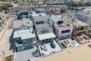 Single Family Residence, 7008 Oceanfront, Newport Beach, CA 92663 - 47