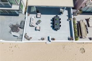 Single Family Residence, 7008 Oceanfront, Newport Beach, CA 92663 - 50