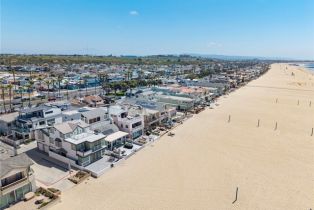 Single Family Residence, 7008 Oceanfront, Newport Beach, CA 92663 - 53