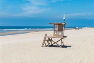 Single Family Residence, 7008 Oceanfront, Newport Beach, CA 92663 - 55