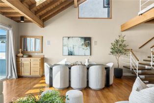 Single Family Residence, 7008 Oceanfront, Newport Beach, CA 92663 - 8