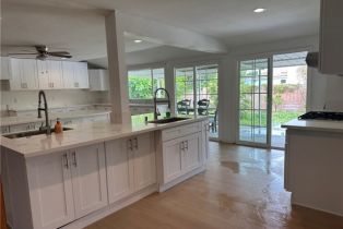 Single Family Residence, 3025 Hillcrest ave, Orange, CA 92867 - 4