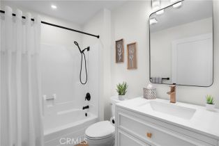 Condominium, 930 Via Mil Cumbres, Solana Beach, CA 92075 - 10