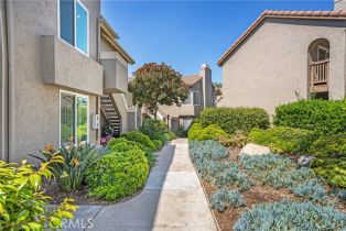 Condominium, 930 Via Mil Cumbres, Solana Beach, CA 92075 - 2