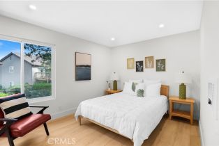 Condominium, 930 Via Mil Cumbres, Solana Beach, CA 92075 - 9