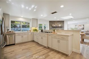 Single Family Residence, 13811 Palace way, Tustin, CA 92780 - 16