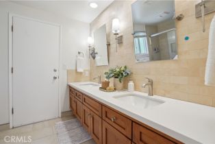 Single Family Residence, 13811 Palace way, Tustin, CA 92780 - 32