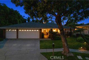 Single Family Residence, 13811 Palace way, Tustin, CA 92780 - 52
