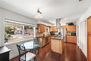 Residential Income, 202 Avenida Monterey, San Clemente, CA 92672 - 7