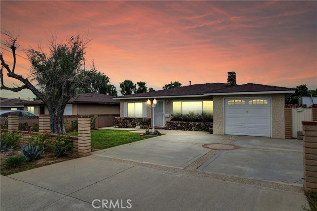 Single Family Residence, 18531 Pearl ave, Orange, CA 92869 - 1