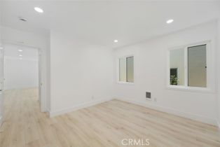 Apartment, 23 Rose ave, Venice, CA 90291 - 17