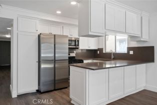 Residential Income, 207 28th st, Newport Beach, CA 92663 - 7