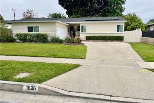 Single Family Residence, 1626 Grove PL, Fullerton, CA  Fullerton, CA 92831