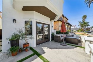 Single Family Residence, 423 10th st, Huntington Beach, CA 92648 - 5