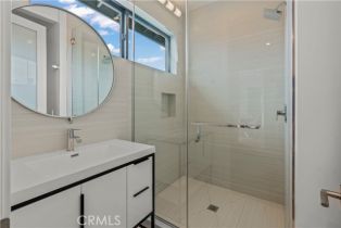 Apartment, 804 E Balboa, Newport Beach, CA 92661 - 11