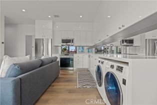 Apartment, 804 E Balboa, Newport Beach, CA 92661 - 5