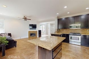 Single Family Residence, 18672 Park Meadow ln, Huntington Beach, CA 92648 - 17