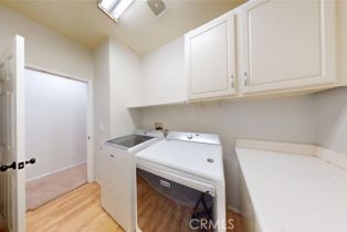 Single Family Residence, 18672 Park Meadow ln, Huntington Beach, CA 92648 - 48