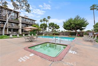 Condominium, 5322 Marina Pacifica dr, Long Beach, CA 90803 - 30