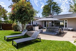 Single Family Residence, 2516 Vista Baya, Newport Beach, CA 92660 - 23