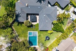 Single Family Residence, 2516 Vista Baya, Newport Beach, CA 92660 - 26