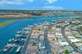 , 237 Plymouth, Newport Beach, CA 92660 - 2