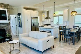 , 237 Plymouth, Newport Beach, CA 92660 - 3