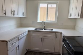 Condominium, 9867 Cornwall dr, Huntington Beach, CA 92646 - 7