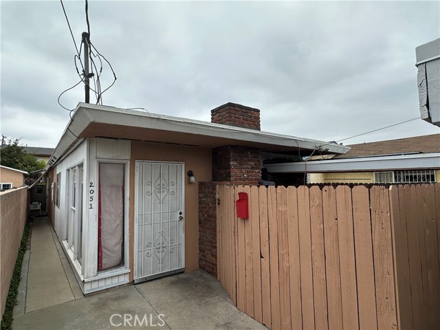 Residential Income, 2051 Harding st, Long Beach, CA 90805 - 1