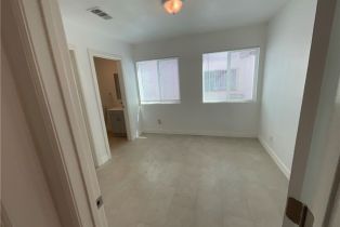 Apartment, 17371 Queens ln, Huntington Beach, CA 92647 - 7
